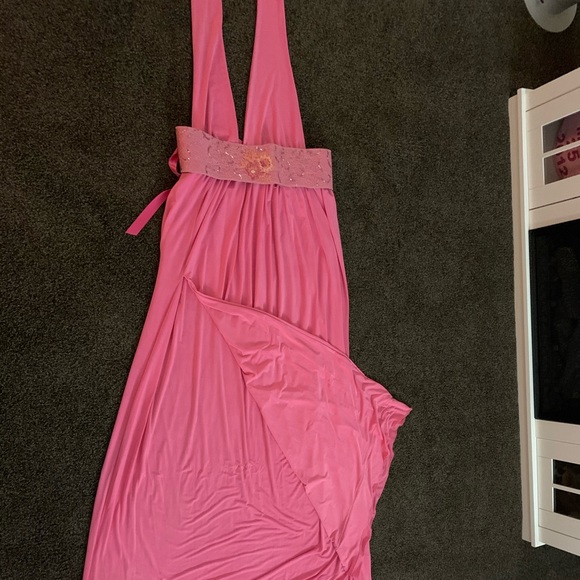 Venni Caprice Dress from Etsy. - Picture 2 of 5